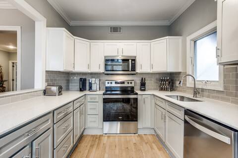 Building Photo - 4011 Roswell St