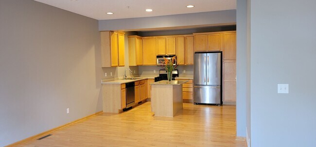 Foto del edificio - Beautiful 2 Bedroom Townhome for Rent in A...