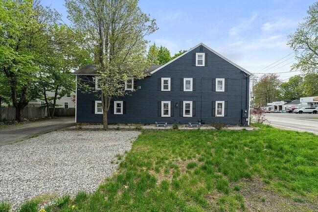 Foto del edificio - 3 Portsmouth Ave