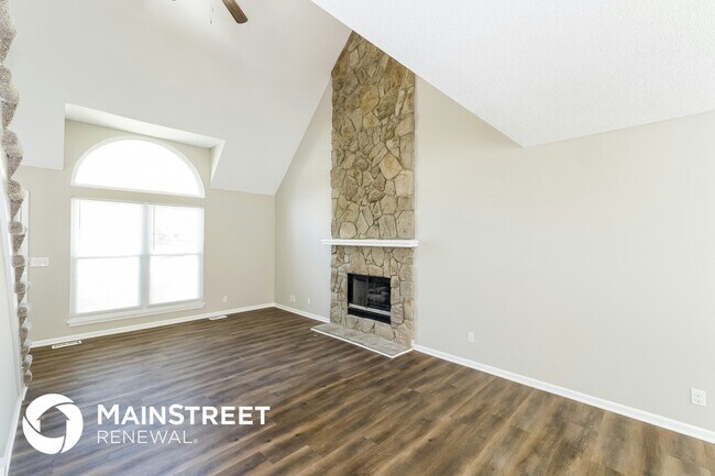 Foto del edificio - 8029 W 149th St