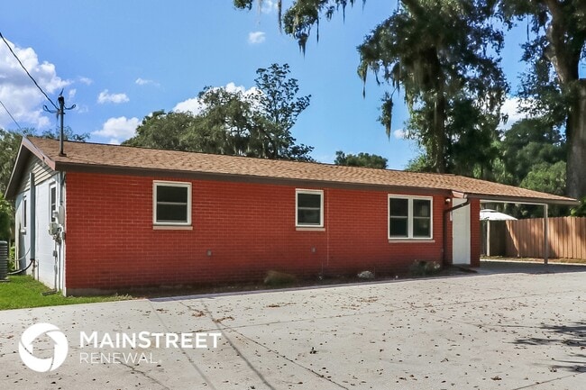 Building Photo - 8912 Hervel Cir