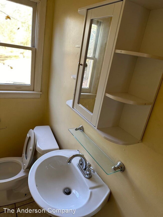 Building Photo - 2 br, 1 bath House - 1315 Tenth Avenue