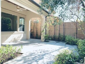 Building Photo - 30 Somerton