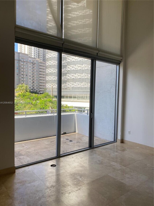 Building Photo - 1050 Brickell Ave