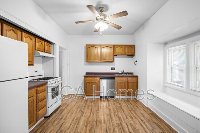 Foto del edificio - 901 N Linwood Ave