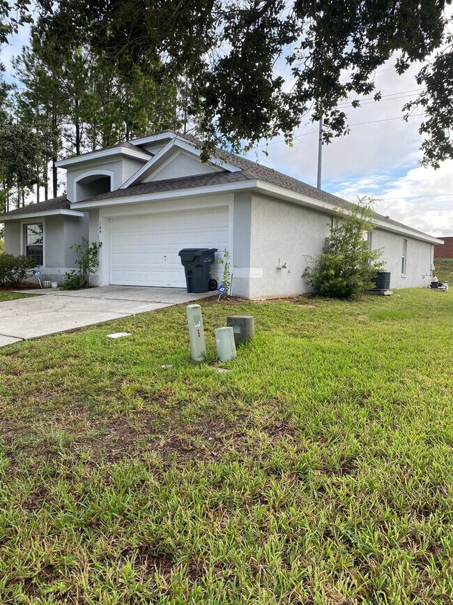 Foto del edificio - 144 Birchwood Dr