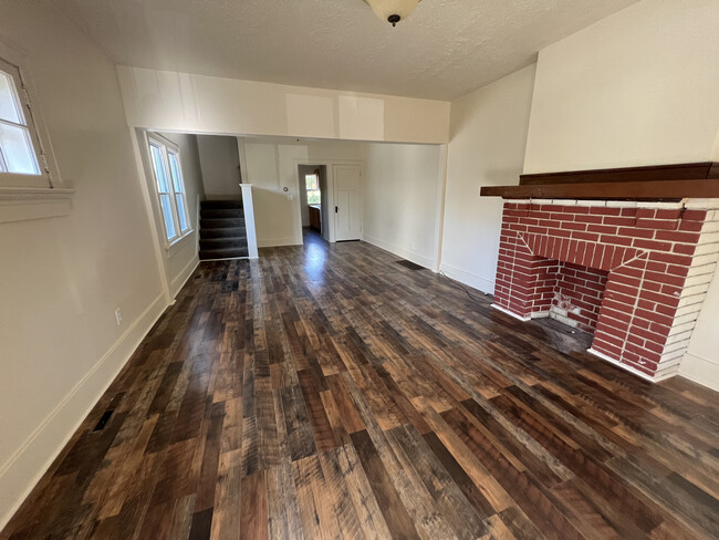 Living Room - 136 Willowwood Dr