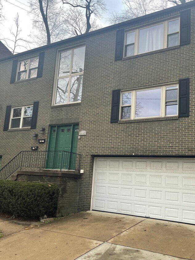 Foto principal - 6603 Birchwood Ave