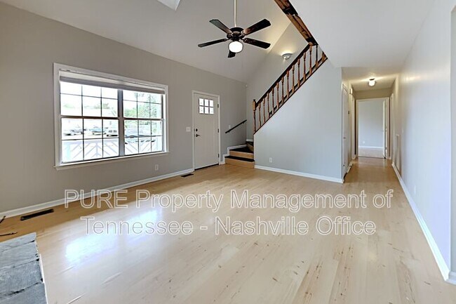 Foto del edificio - 5017 Trailwater Dr