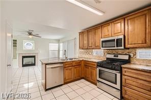 Foto del edificio - 7516 Sea Spray Ave