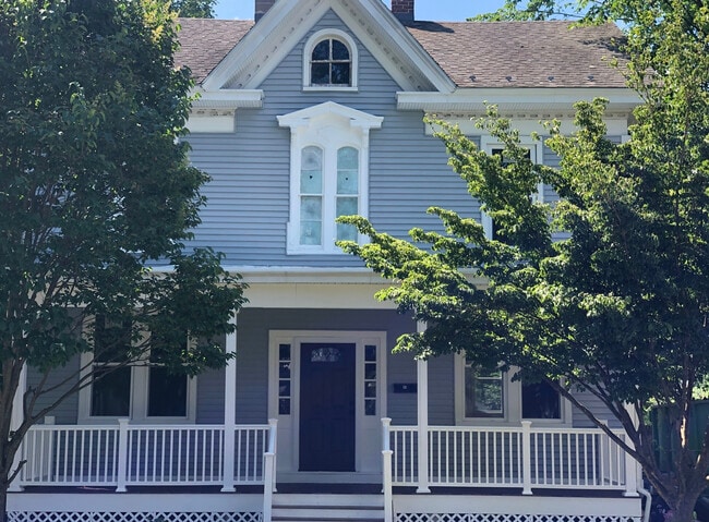 Building Photo - 45 E Church St