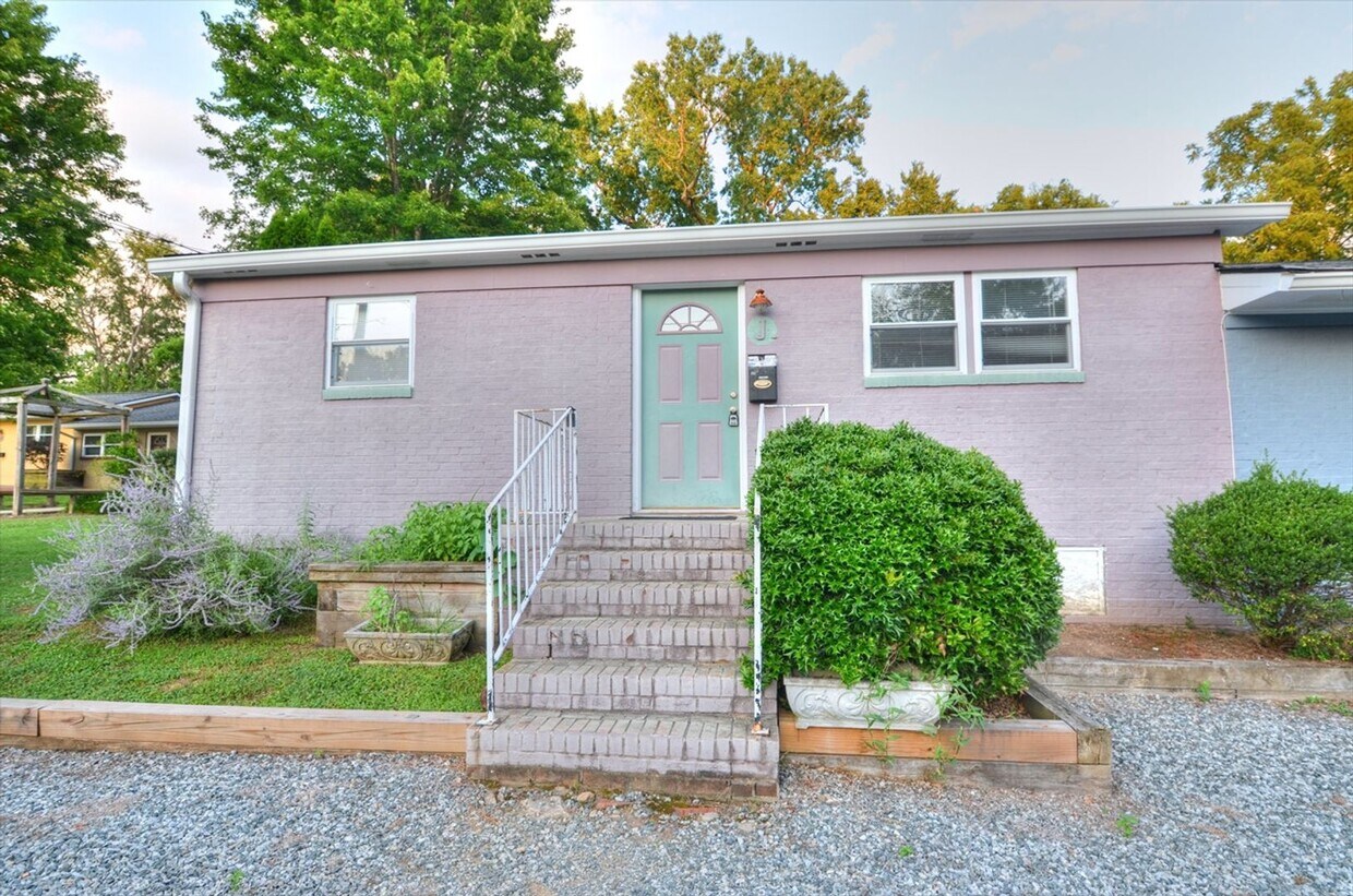103 Hargraves St, Carrboro, NC 27510 House Rental in Carrboro, NC