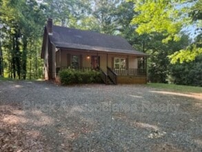 Building Photo - 1326 Spanish Dr