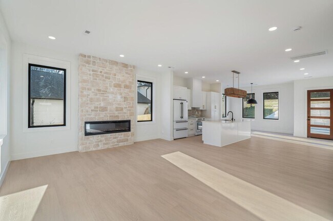 Foto del edificio - 7826 S Northshore Dr