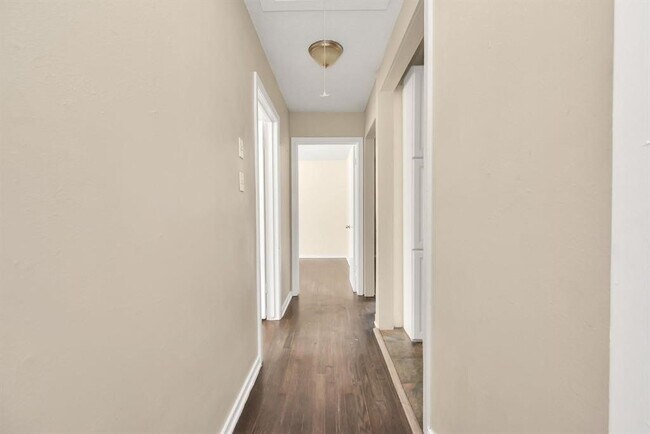 Foto del edificio - 6610 Granite St