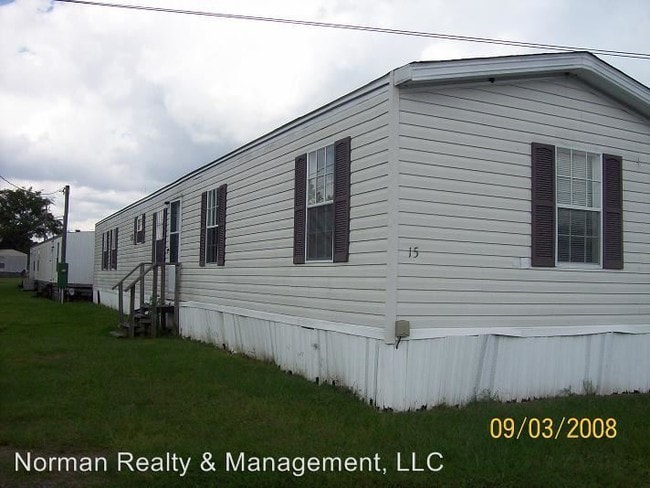 Building Photo - 565 Dunlevie Rd
