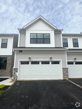 Building Photo - 406 Hartnup St