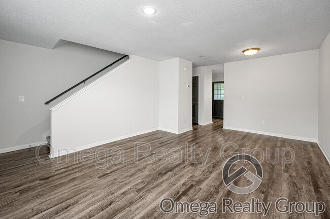 Foto del edificio - 100 Egg and Butter Rd