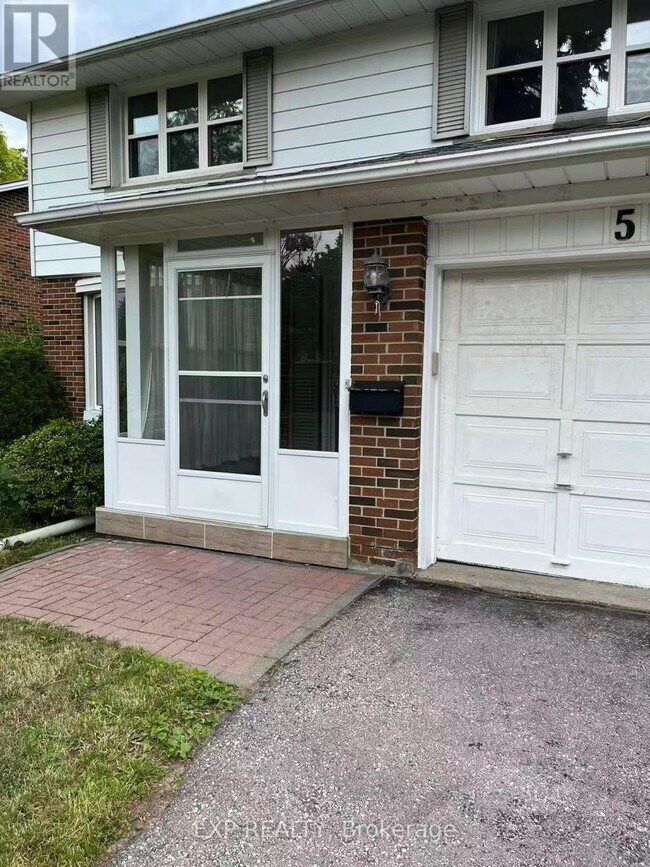 Photo du bâtiment - 50 McNicoll Ave