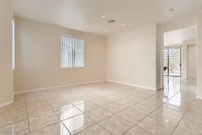 Building Photo - 11248 Fiesole St