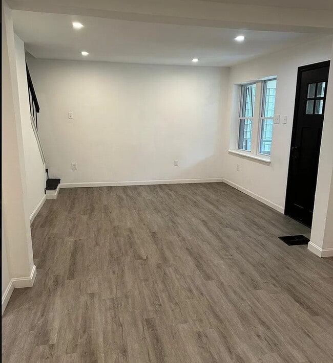 Photo - 1212 Sherman St House