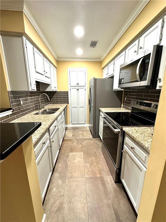 Foto del edificio - 24113 Plantation Dr NE