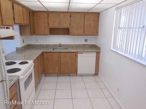 Building Photo - 7000 Nova Dr