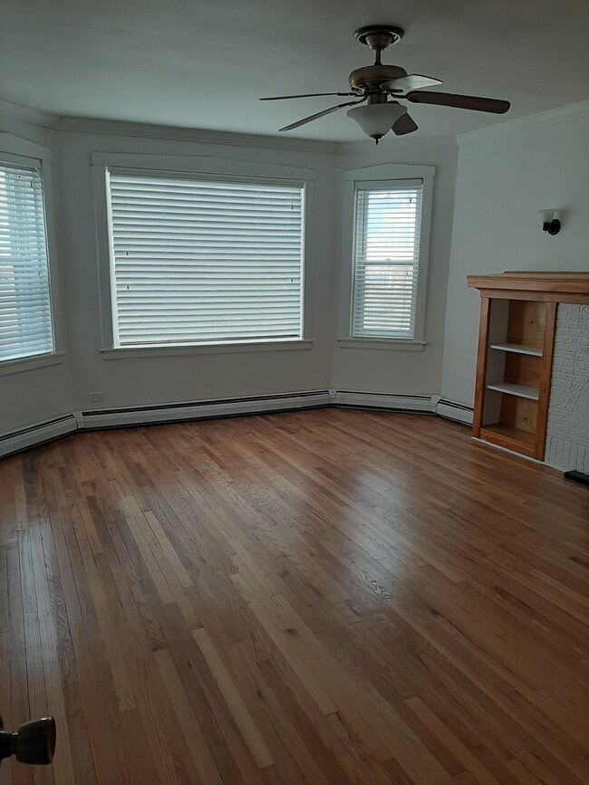 Building Photo - 4937 W Lexington St