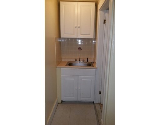 Foto principal - 21 Highland St