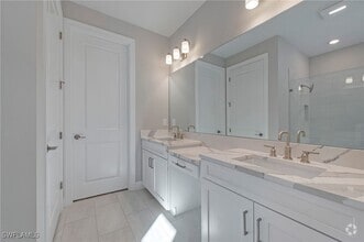Building Photo - 17471 Caravita Ln