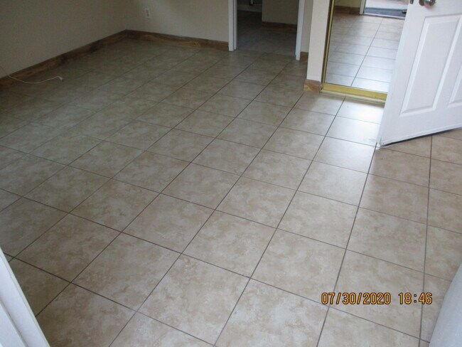 Foto del edificio - 5422 Lake Murray Blvd