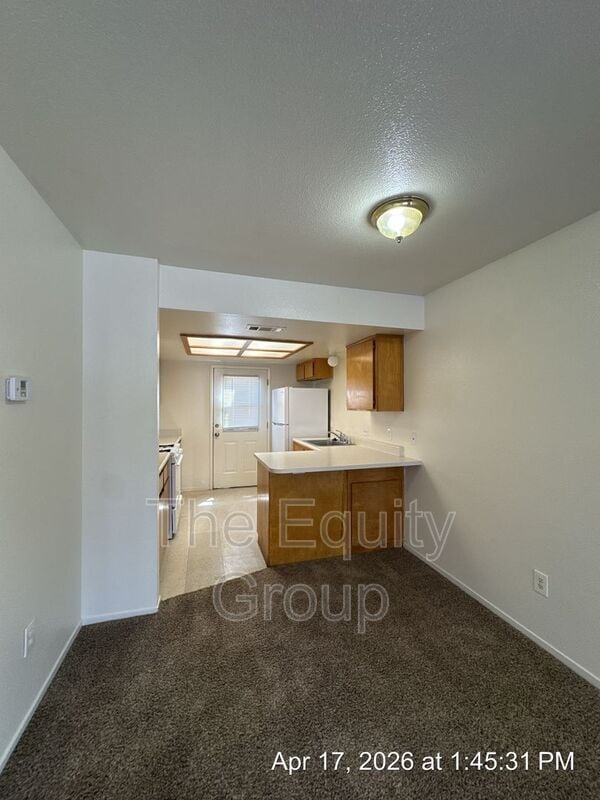 Foto del edificio - 3733 W Myrtle Ct