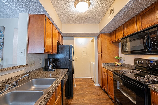 Kitchen - Deer Cross