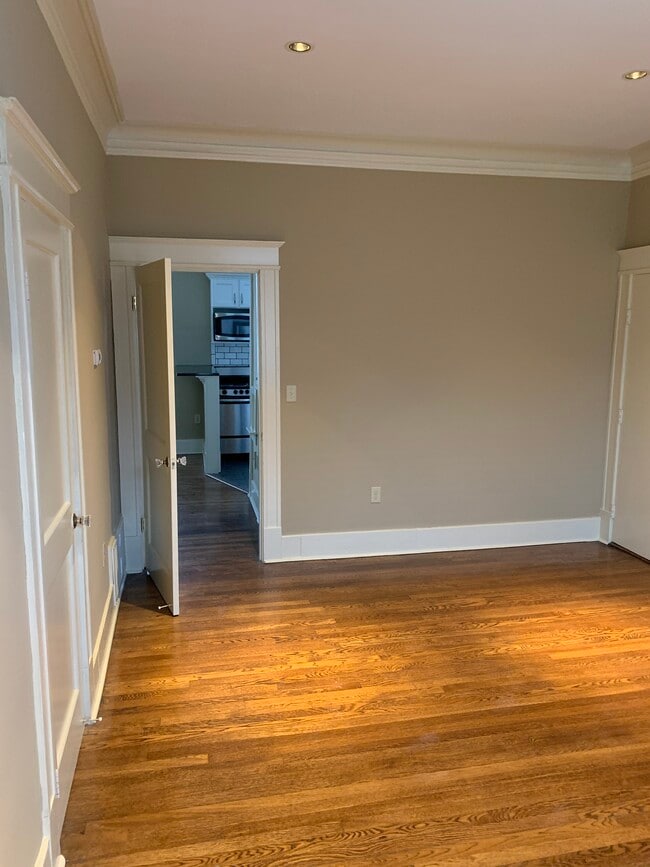 living room - 2075 Madison Ave