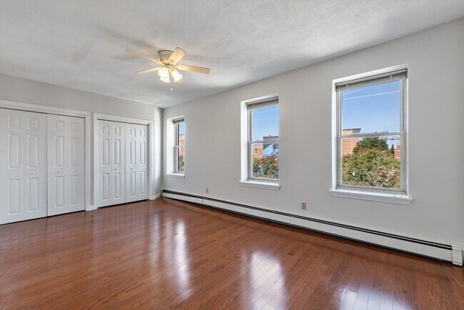 Foto del edificio - 117 Cottage St