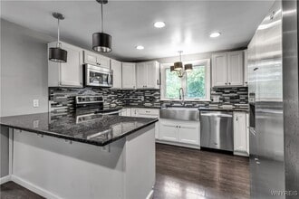 Building Photo - 1040 Klein Rd