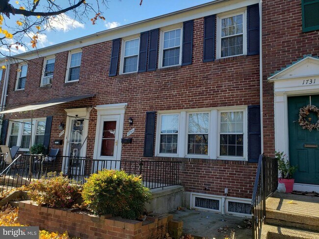 Building Photo - 1733 Glen Ridge Rd