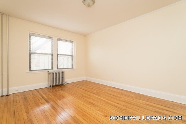Building Photo - 123 Highland Ave