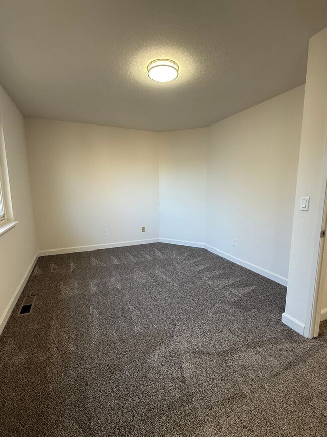 Foto del edificio - 306 16th St