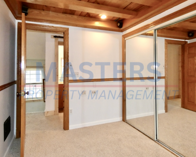 Foto del edificio - 577 Dover Pl