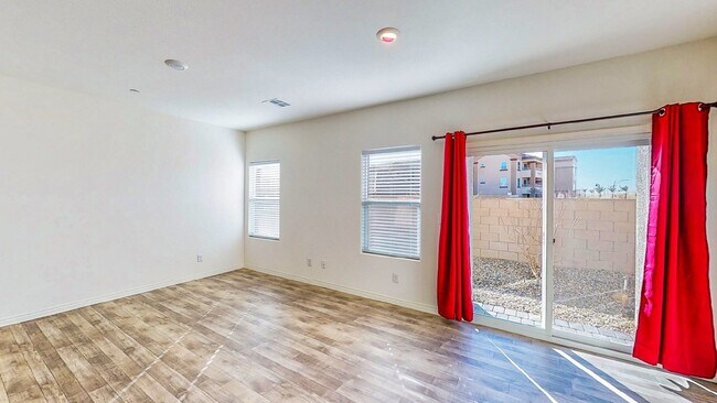 Foto del edificio - 2 WEEK FREE RENT *excludes recurring fees* Cozy 2-story, 3BR 2BA townhome in a new community in N...