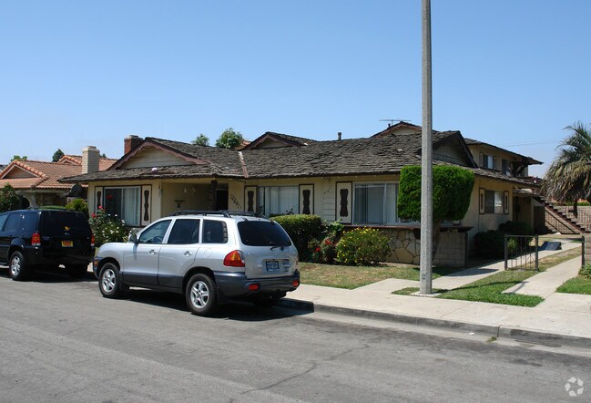 Foto del edificio - 16691 Bartlett Ln