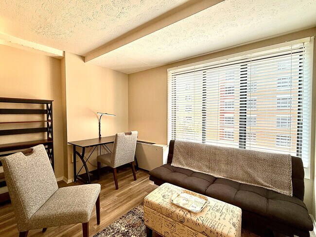 Foto del edificio - 1440 N St NW