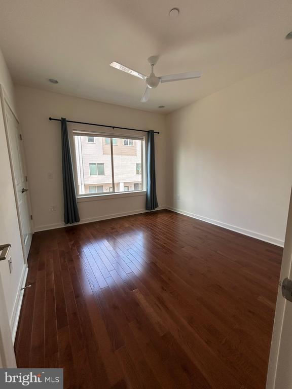 Foto del edificio - 2630 Livingston St
