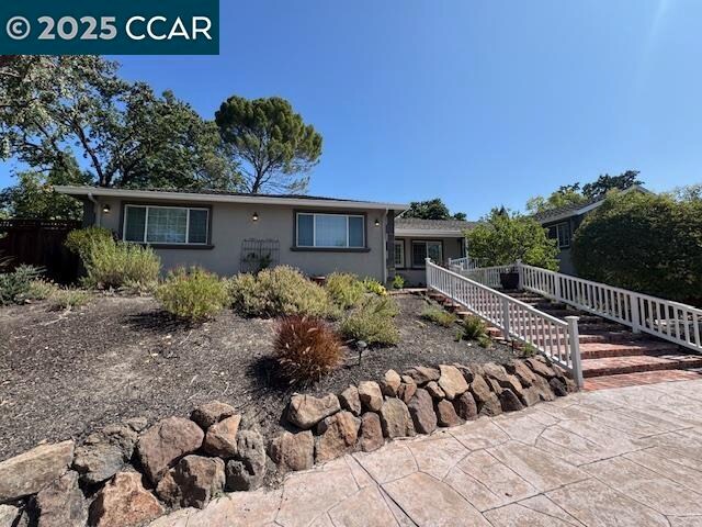 Foto principal - 4340 Walnut Blvd