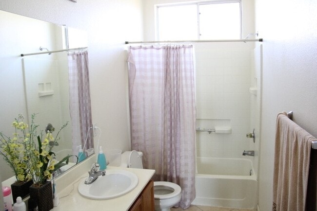 Building Photo - 1724 Feasel Ct