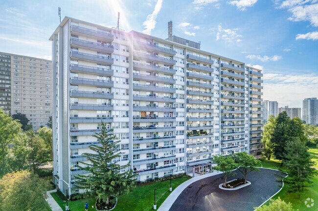 Photo du bâtiment - Havenbrook Towers