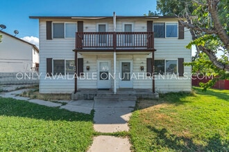 Building Photo - 682 E 300 S