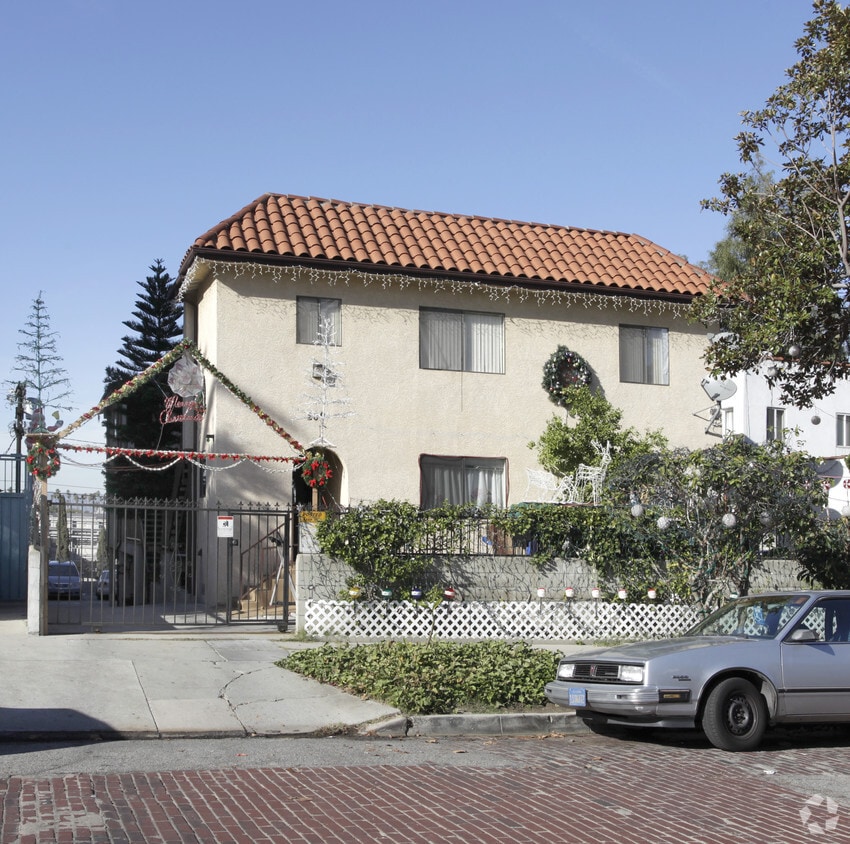 Building Photo - 209 N Commonwealth Ave