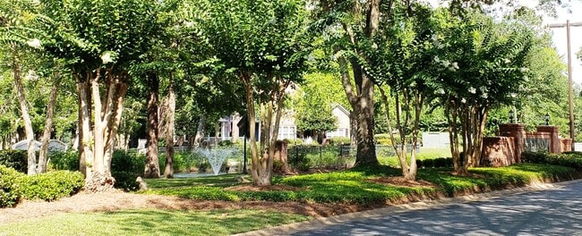 Building Photo - 3 bedroom home for rent in golden eagle's gated community, available July 6 2026, 2 car garage, f...